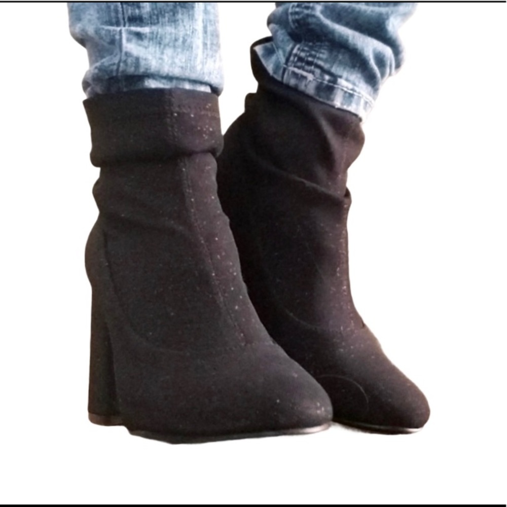 New Hot Kiss Ankle Boots 7 7.5